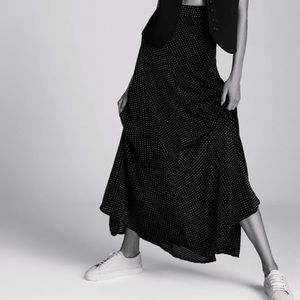 Zara Velvet Skirt Limited Edition Size M